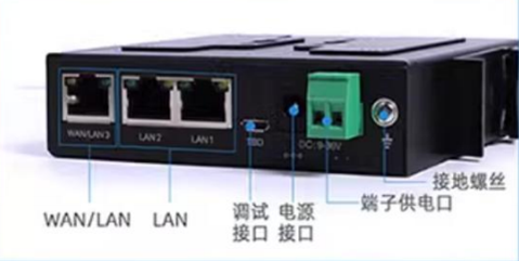 四十岁左右中年男性头像，穿深色西装，白色衬衫，蓝色背景，体现专业领导力